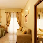 Hotel Relax